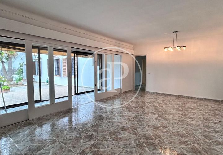 Villa a Calvia, Mallorca, Calvia - € 2.500/mes | Ref: APMS2606008 - foto 1