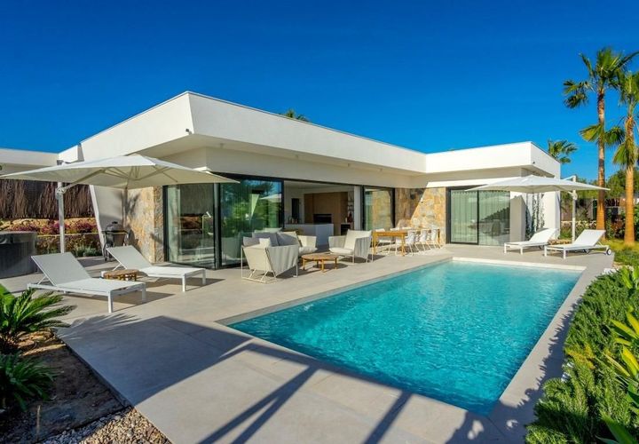 Villa i Orihuela, Alicante, Orihuela - € 1.325.000 | Ref: 20-3278/13477 - foto 1