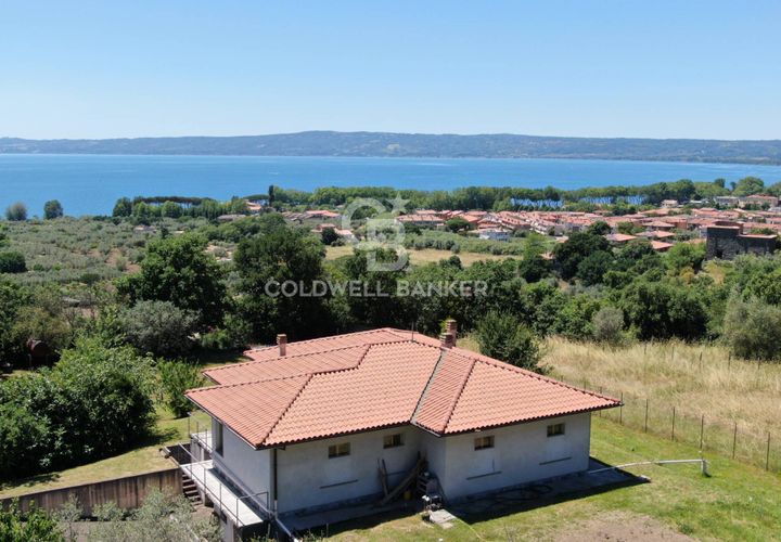 Villa a Bolsena, Viterbo, Bolsena - € 180.000 | Ref: CBI105-1176-451 - foto 1