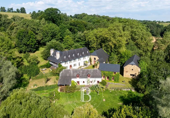 Landejendom i Pau, Pyrenees-Atlantiques, Pau - € 990.000 | Ref: M1472 - foto 1