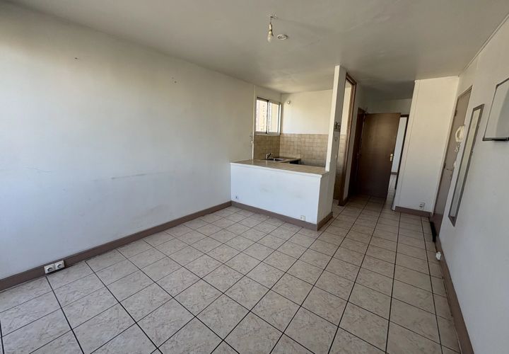Lejlighed i Nimes, Gard, Nimes - € 48.000 | Ref: 87110285 - foto 1