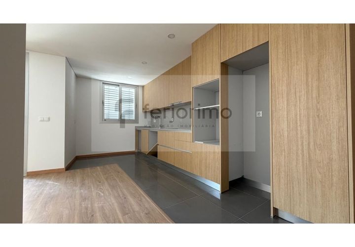 Apartament a Guimaraes, Braga, Guimaraes - € 1.100/mes | Ref: APA_4040 - foto 1