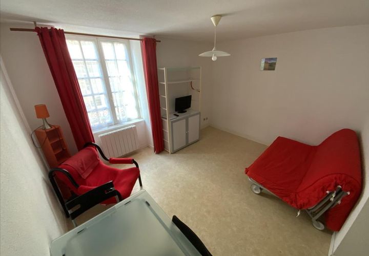 Estudi a Riom, Puy-de-Dome, Riom - € 385/mes | Ref: VBCROIZIER - foto 1