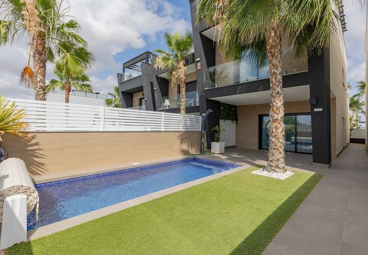 Villa i Benijofar, Alicante, Benijofar - € 599.500 | Ref: 786175 - foto 1