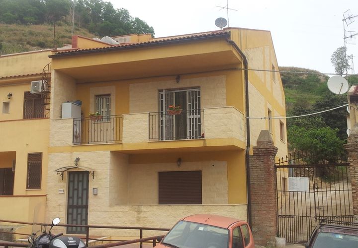 Villa i Messina, Messina, Messina - € 290.000 | Ref: 0618/1914 - foto 1