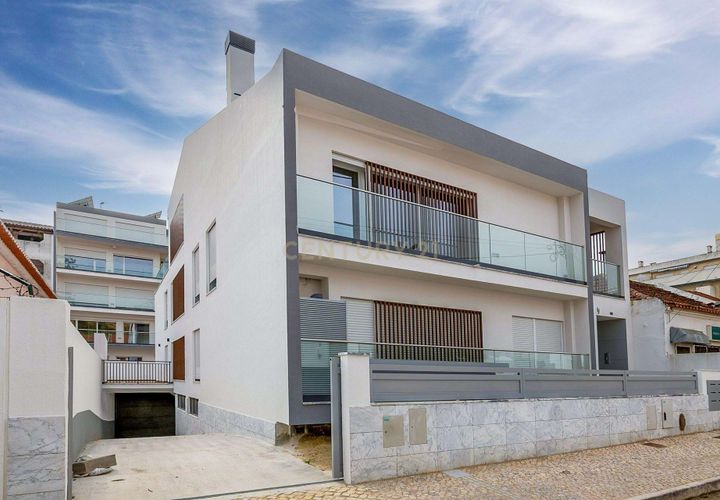 Lejlighed i Almada, Setubal, Almada - € 450.000 | Ref: C0506-00666 - foto 1