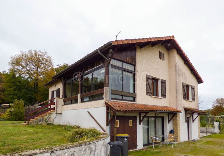 Bungalow i Civray, Vienne, Civray - € 171.200 | Ref: 5282 - foto 1