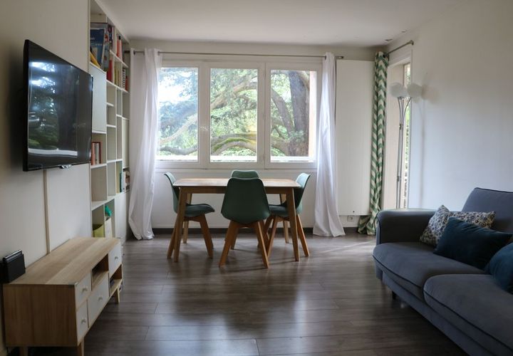Apartament a Suresnes, Hauts-de-Seine, Suresnes - € 1.700/mes | Ref: 798665 - foto 1