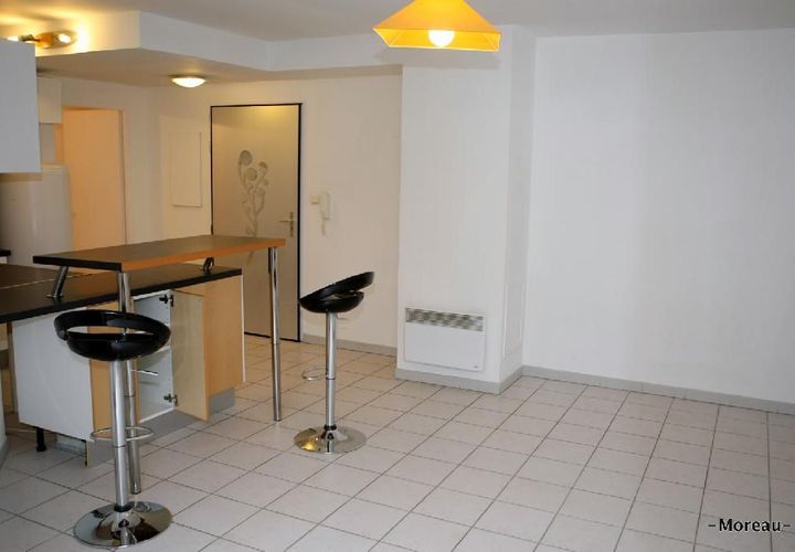 Estudi a Dijon, Cote-d'Or, Dijon - € 540/mes | Ref: 323766 - foto 1