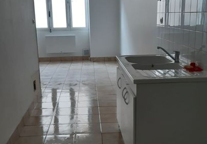 Apartament a Valence, Drome, Valence - € 415/mes | Ref: 883350 - foto 1