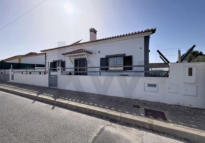 Villa a Alpiarca, Santarem, Alpiarca - € 335.000 | Ref: KWPT-034052 - foto 1