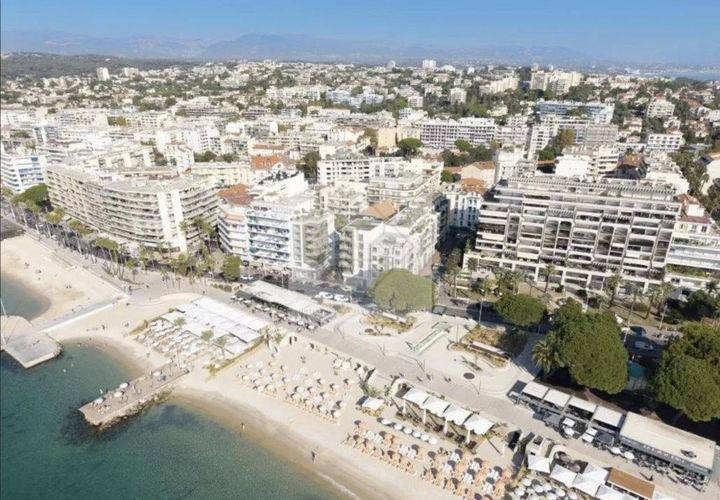 Lejlighed i Antibes, Alpes-Maritimes, Antibes - € 705.000 | Ref: getkey_u_536509802 - foto 1
