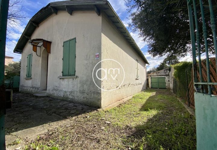 Villa i Toulon, Var, Toulon - € 249.000 | Ref: getkey_u_536285447 - foto 1