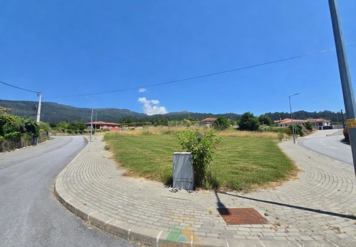 Helårsgrund i Ponte de Lima, Viana do Castelo, Ponte de Lima - € 85.000 | Ref: AVV-028-012 - foto 1