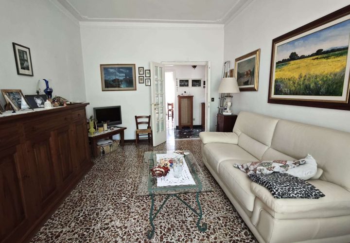 Villa i Volterra, Pisa, Volterra - € 180.000 | Ref: A-328-1370928 - foto 1