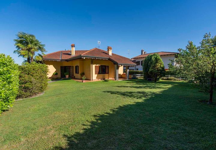 Villa i Meina, Novara, Meina - € 845.000 | Ref: W-049KQF-1371094 - foto 1