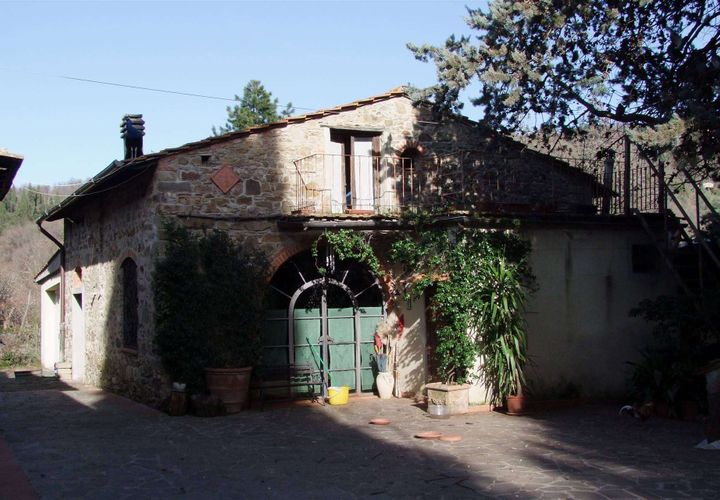 Farm hus i Rufina, Florence, Rufina - € 925.000 | Ref: A6273RC2190155A-1372032 - foto 1