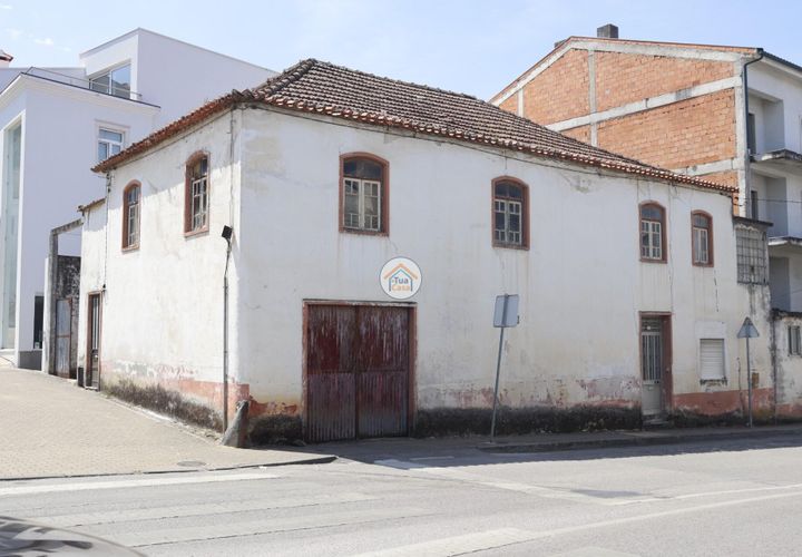 Stadthaus in Lousa, Coimbra, Lousa - € 249.000 | Ref: 31TC4318 - Foto 1