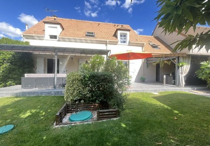 Bungalow i Gisors, Eure, Gisors - € 355.000 | Ref: 3011444599 - foto 1