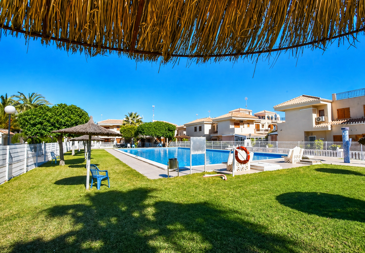 Lejlighed i Playa Flamenca, Alicante, Playa Flamenca - € 185.000 | Ref: 27-342-201-11-575/78216 - foto 1