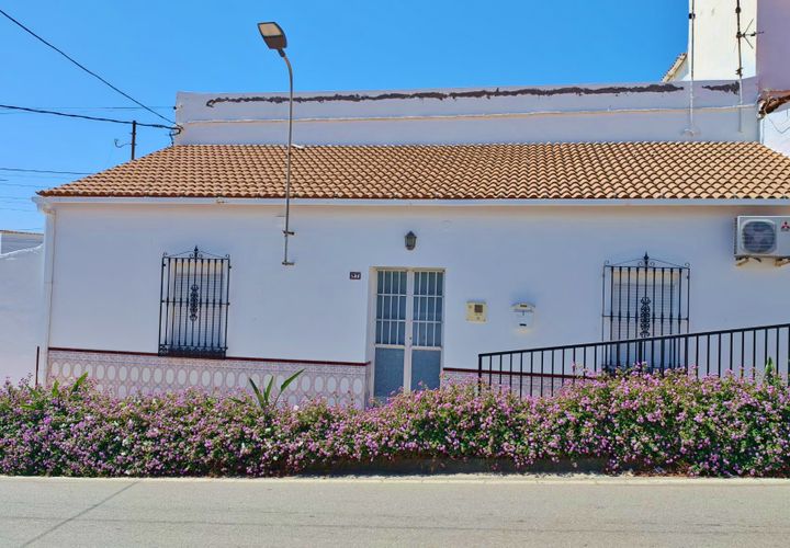 Landsbyhus i Triana, Malaga, Triana - € 186.550 | Ref: AX1451 - foto 1