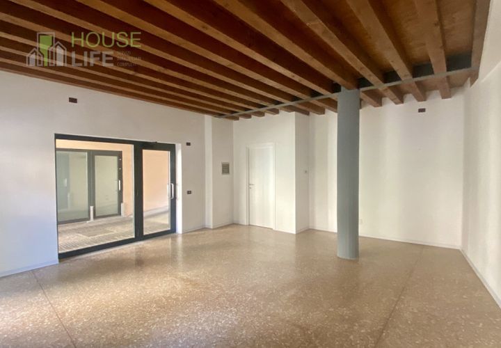 Erhvervsejendom i Schio, Vicenza, Schio - € 53.000 | Ref: HL1003f - foto 1