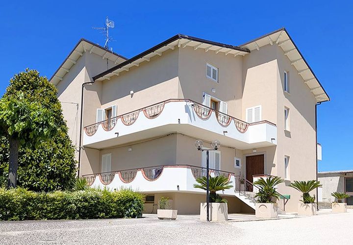 Villa i Controguerra, Teramo, Controguerra - € 490.000 | Ref: 028 - foto 1