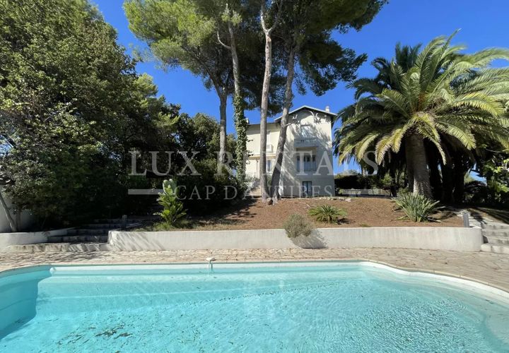 Villa i Antibes, Alpes-Maritimes, Antibes - € 2.499.000 | Ref: 7282556 - foto 1