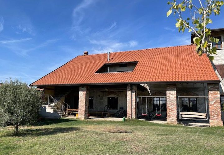Landejendom i Cerano, Novara, Cerano - € 295.000 | Ref: 84-16-24 - foto 1