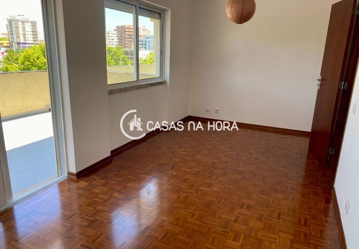 Apartament a Almada, Setubal, Almada - € 1.000/mes | Ref: almada/A/01767 - foto 1