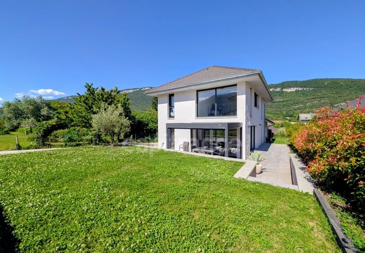 Villa i Brison-Saint-Innocent, Savoie, Brison-Saint-Innocent - € 700.000 | Ref: 340939779445 - foto 1