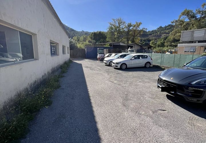 L'establiment comercial a Drap, Alpes-Maritimes, Drap - € 4.500/mes | Ref: 87109504 - foto 1