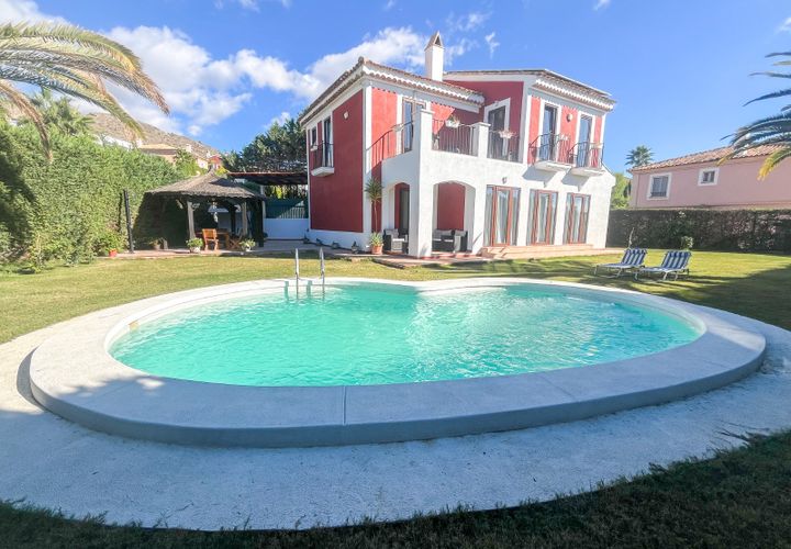 Villa i Altea, Alicante, Altea - € 1.050.000 | Ref: CLDMLS-90517 - foto 1