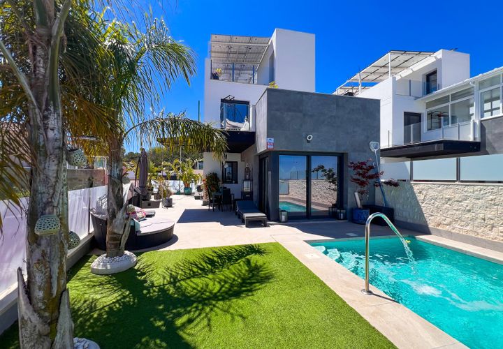 Villa i Altea, Alicante, Altea - € 595.000 | Ref: CLDMLS-86349 - foto 1