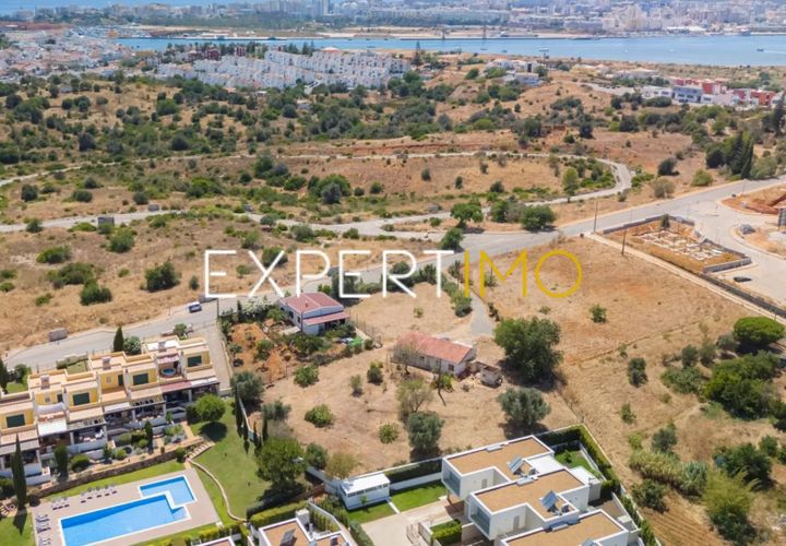Helårsgrund i Estombar, Faro, Estombar - € 1.161.000 | Ref: TRU_2942_AENE - foto 1