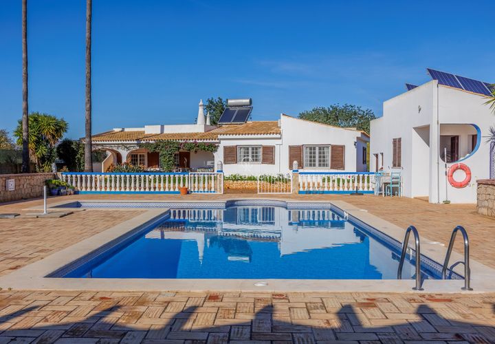 Villa i Albufeira, Faro, Albufeira - € 870.000 | Ref: CN10479 - foto 1