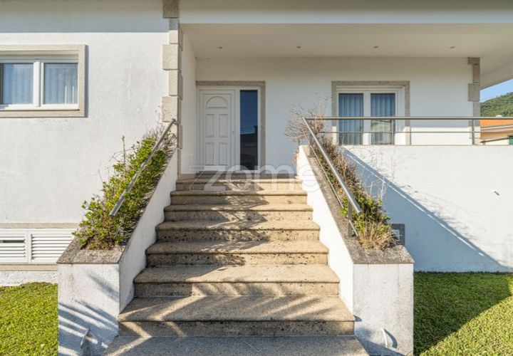 Villa i Santo Tirso, Porto, Santo Tirso - € 495.000 | Ref: ZMPT582642 - foto 1