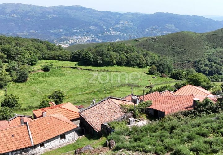 Villa i Vila Verde, Braga, Vila Verde - € 180.000 | Ref: ZMPT589404 - foto 1