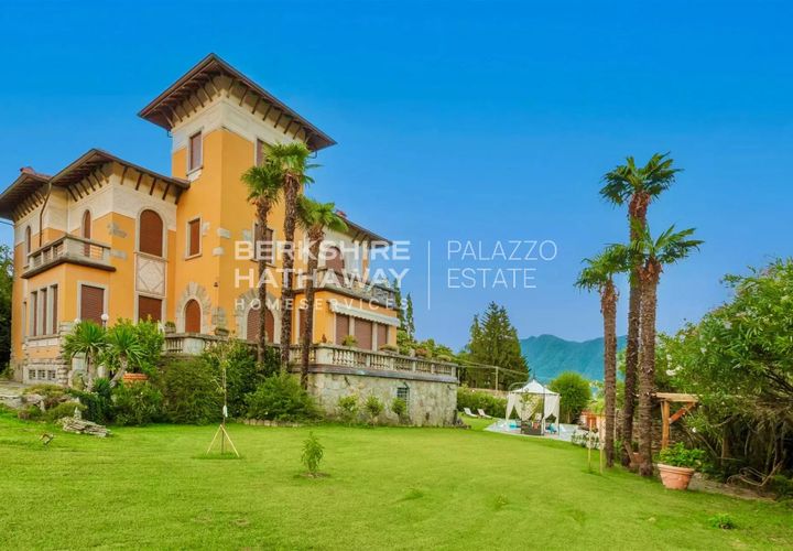 Villa i Verbania, Verbano Cusio Ossola, Verbania - € 3.350.000 | Ref: IPI1831 - foto 1