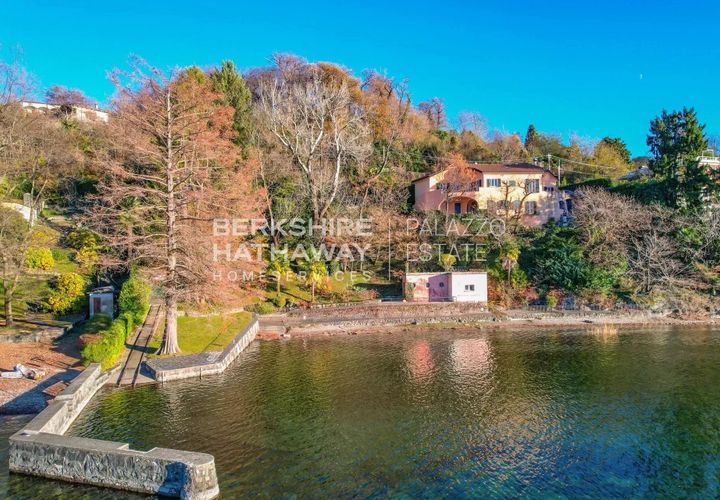 Villa i Leggiuno, Varese, Leggiuno - € 3.000.000 | Ref: ILO1824 - foto 1