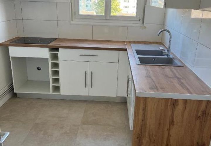 Apartament a Bornel, Oise, Bornel - € 800/mes | Ref: 260528-132408 - foto 1