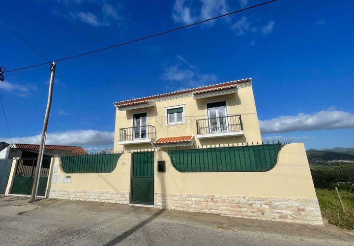 Villa i Mafra, Lisbon, Mafra - € 539.500 | Ref: C0484-00529 - foto 1
