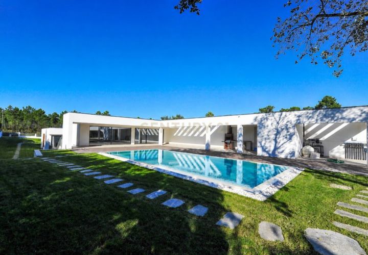 Villa em Corroios, Setubal, Corroios - € 2.500.000 | Ref: C0493-00029 - foto 1