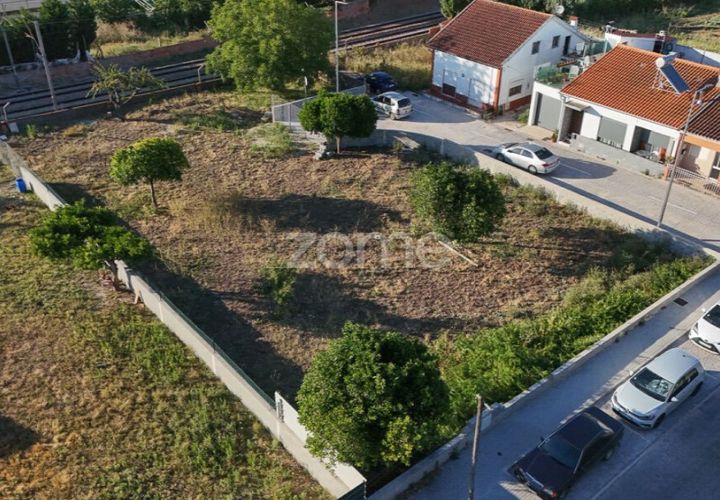 Helårsgrund i Coimbra, Coimbra, Coimbra - € 89.000 | Ref: ZMPT590228 - foto 1