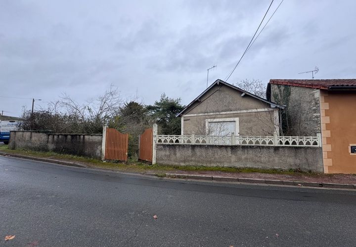 Villa a Richelieu, Indre-et-Loire, Richelieu - € 57.000 | Ref: 830035711859 - foto 1