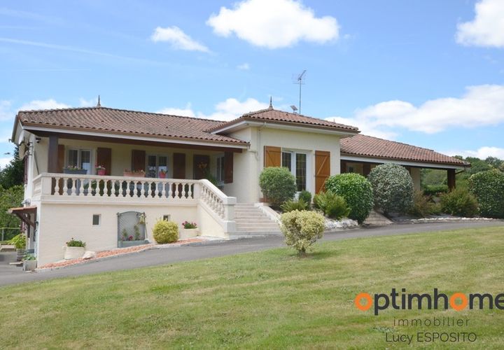 Villa a Mazerolles, Charente, Mazerolles - € 340.000 | Ref: 830035332503 - foto 1