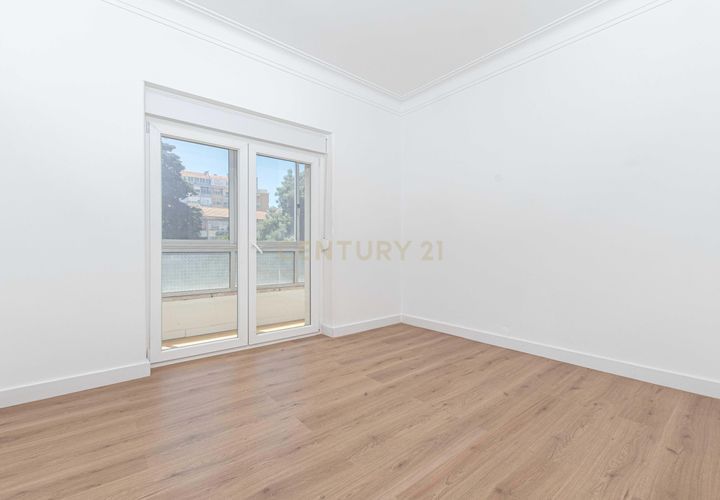 Lejlighed i Amadora, Lisbon, Amadora - € 280.000 | Ref: C0483-01883 - foto 1
