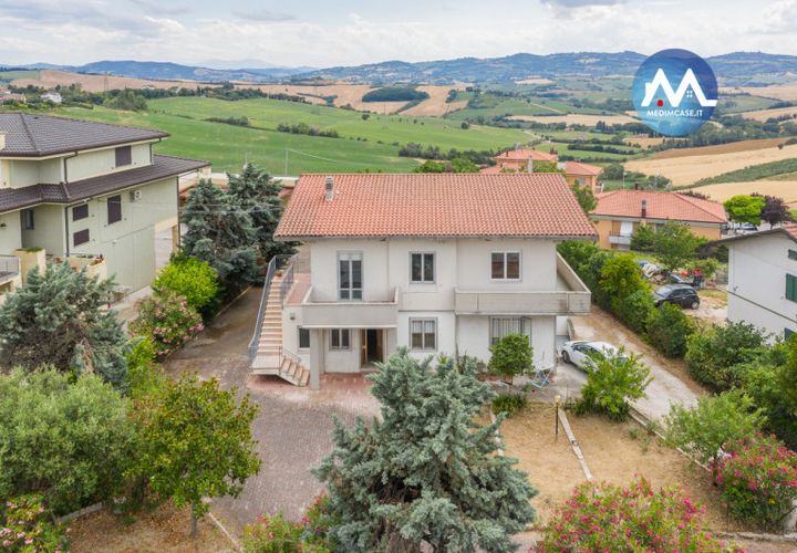 Villa i Tavullia, Pesaro and Urbino, Tavullia - € 230.000 | Ref: 4626 - foto 1