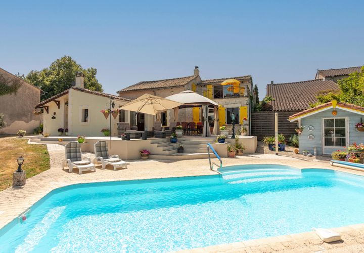 Villa a Rouillac, Charente, Rouillac - € 424.000 | Ref: BVI85904 - foto 1