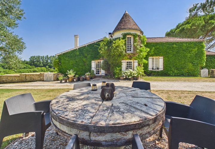 Villa i Monflanquin, Lot-et-Garonne, Monflanquin - € 695 000 | Ref: BVI84427 - foto 1